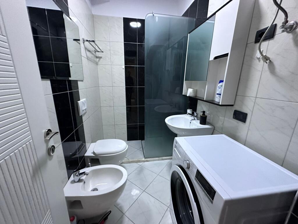 Qera 1+1 Rruga e Kosovareve