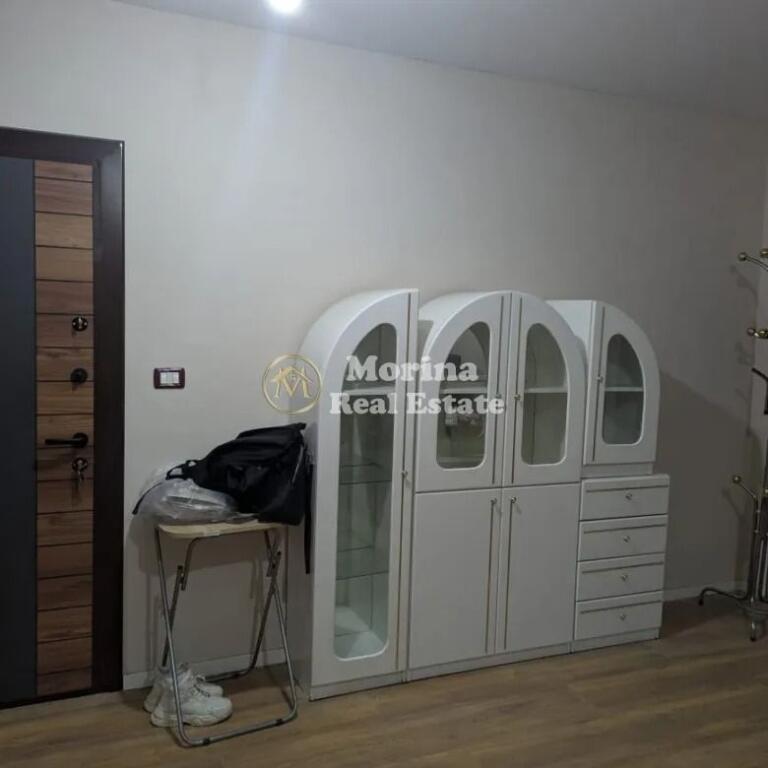 Hyrje private 2+1, Xhamlliku, 450 Euro/Muaj