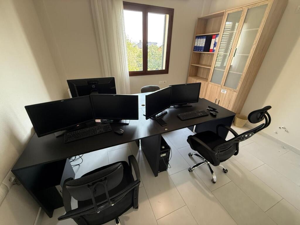 💥 Jepet me qira ambient për zyra ose perdorim komercial 💥