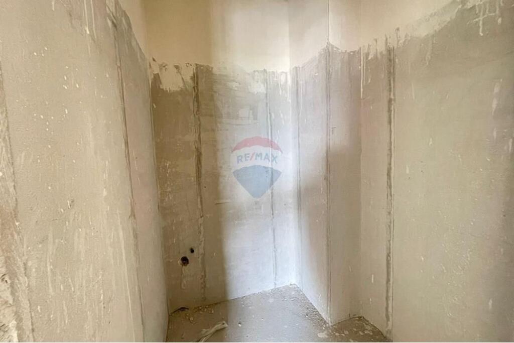 Apartament - Për Shitje - Bulevardi i Ri, Tiranë