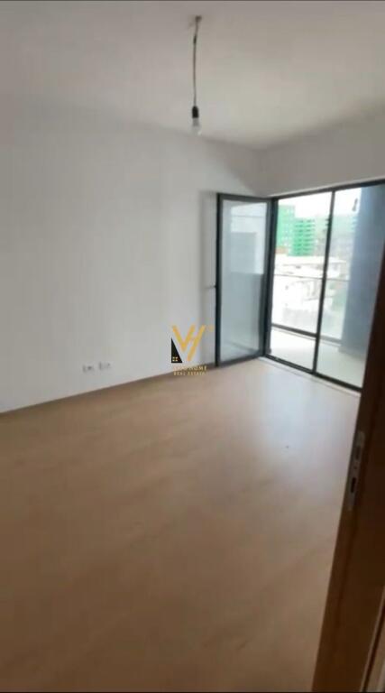 JEPET AMBIENT 117 M2 ME QIRA TE 5 MAJI 500 EURO