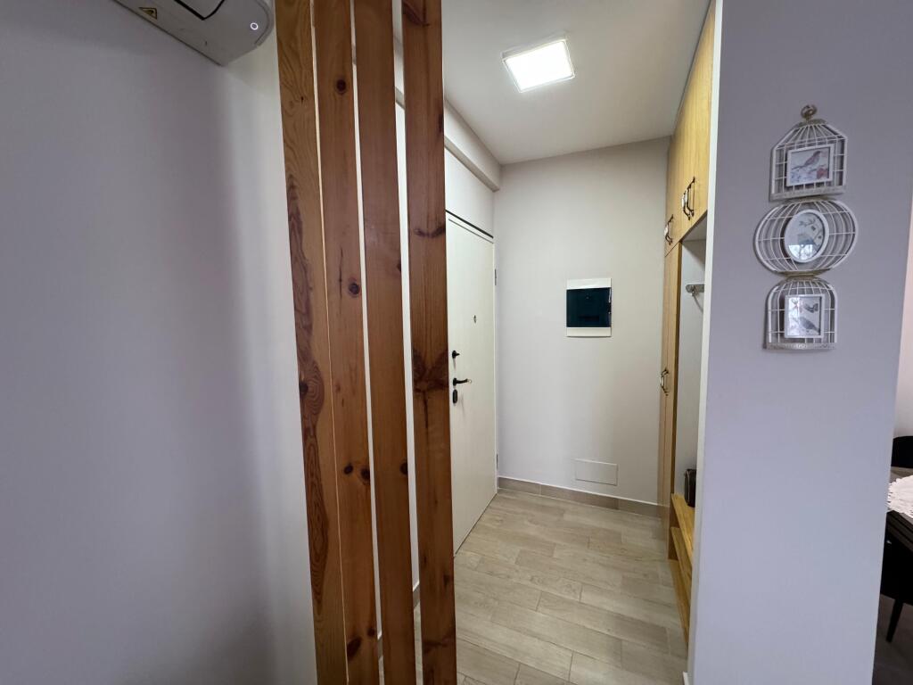 Apartament 1+1 me qira tek 21 dhjetori