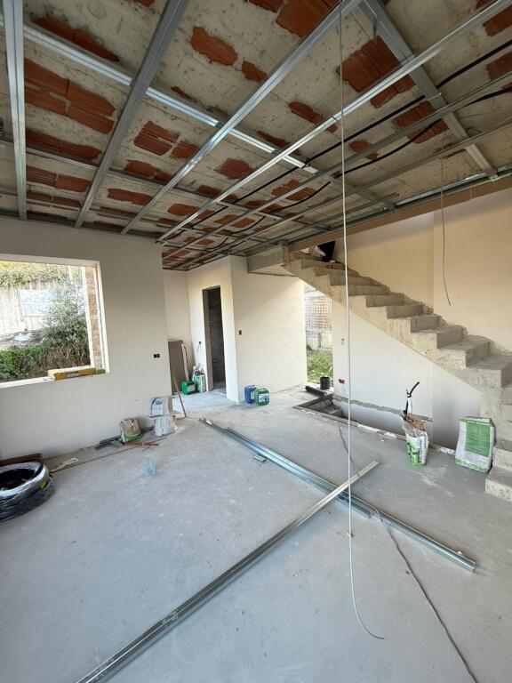 VILE PER QERA TEK ZONA LIQENIT TE THATE