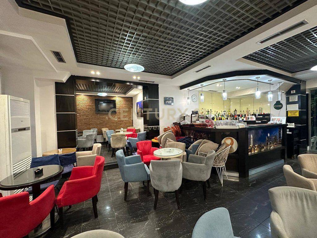 PEDIATRIA, KOMPERCIAL PER QIRA 1,200 € /Muaj Sip. Totale  80m2