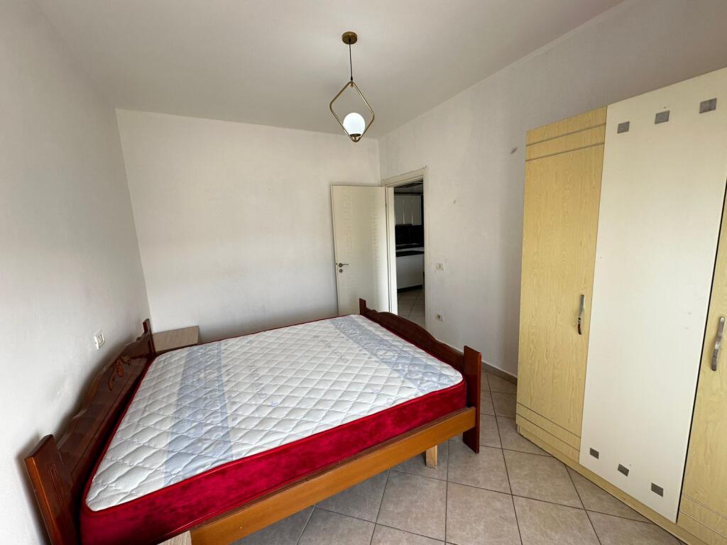 🏙️ Shitet apartament 3+1 me pamje panoramike nga Porti dhe Muzeumi i Durrësit!