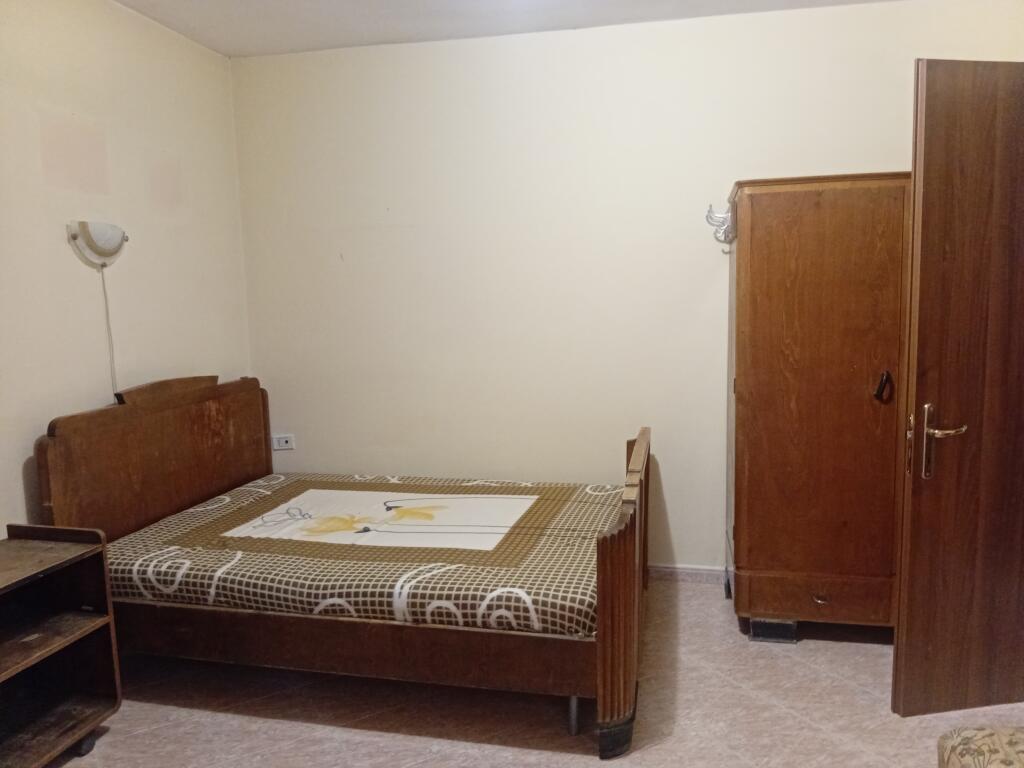 Me qera te Pallatet Agimi