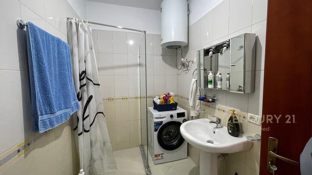 Apartament për qira 2+1+2 në Fresk