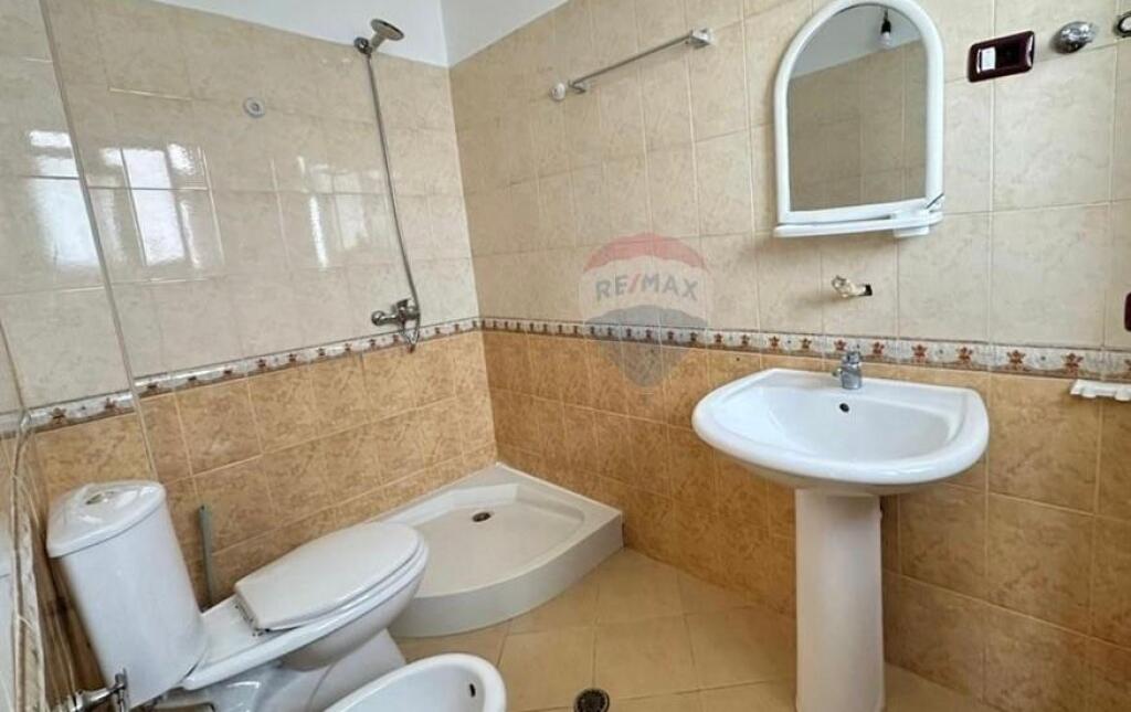 Appartamento 2+1+2 disponibile ad Astir