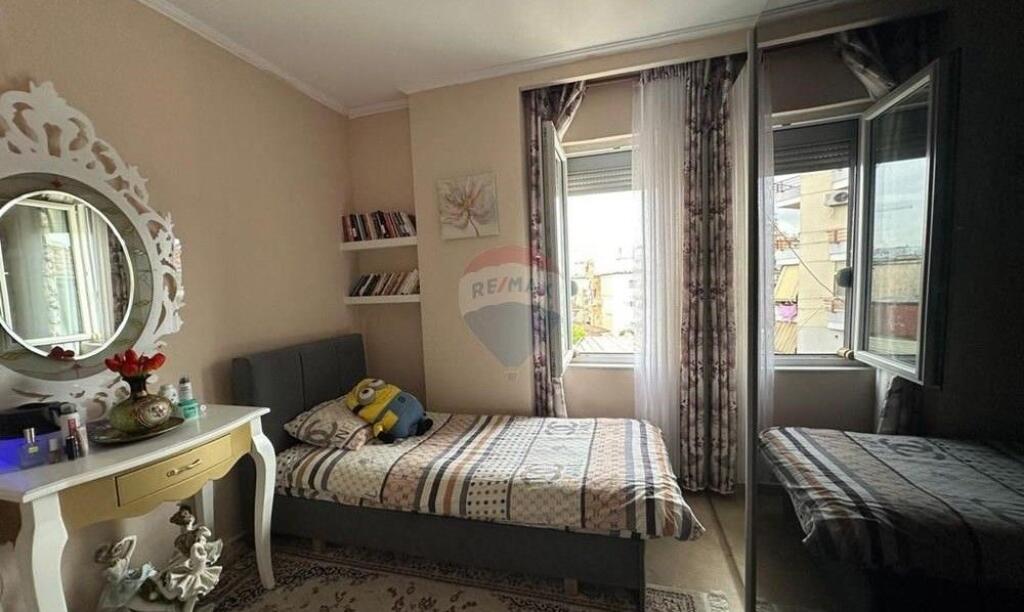 Apartament - Për Shitje - Ish Tregu Elektrik, Tiranë!!!! ID: 530571009-30
