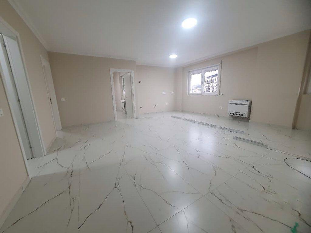 Apartament 2+1 bosh sheshi skenderbej, tek Donika center