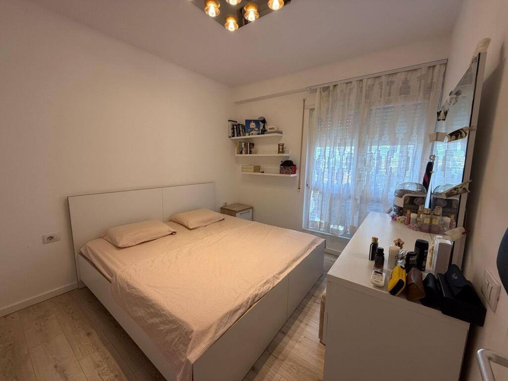 Apartment 1+1, 5 Maji!