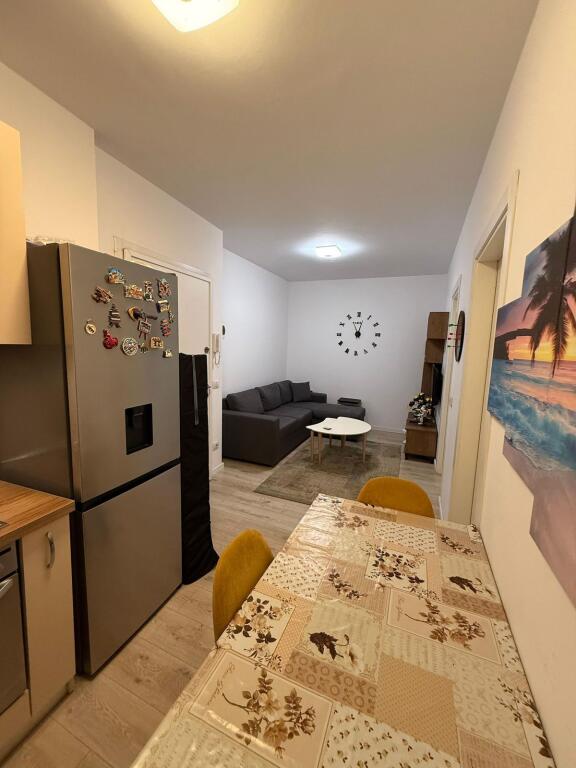 Apartment 1+1, 5 Maji!