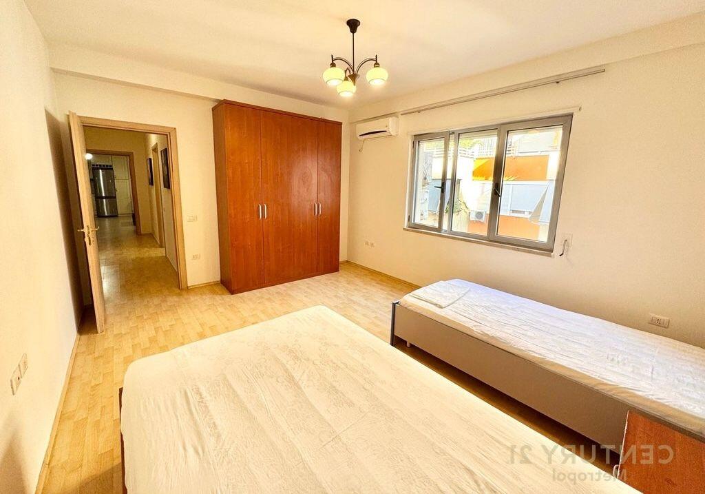 Apartament 2+1+2 me qira tek Kopshti Zoologjik