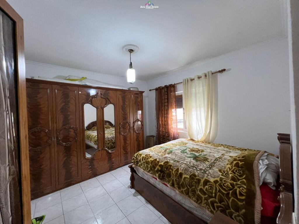 Apartament Me Qera 2+1 tek Ish Restorant Durresi (ID B221374) Tirane