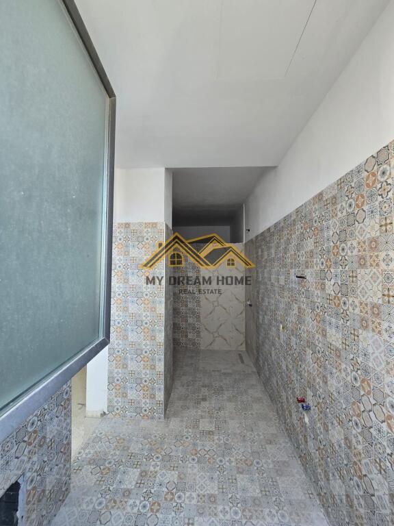 Apartament 2+1+2+Verand per Shitje ne Vollga,Durres Pamje e Plote nga Deti