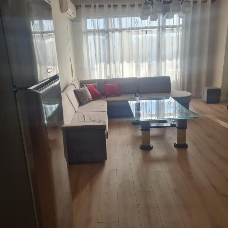 🏡Jepet me qira apartament 2+1+2 📍te Rruga Muhamet Gjollesha!!