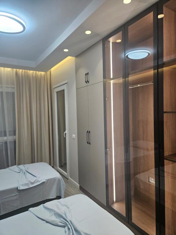 Jepet me qira apartament 2+1 në rr. Dritan Hoxha – Laprakë