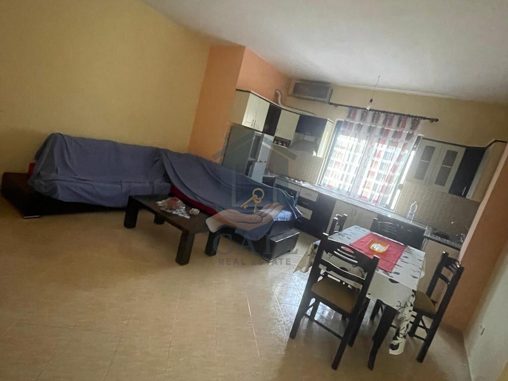 Apartament 1+1 në katin e 7, me ashensor – Pranë Plazhit Iliria, Durrës