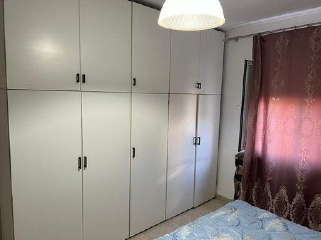 Shitet, Apartament 1+1, Shkolla e Baletit.