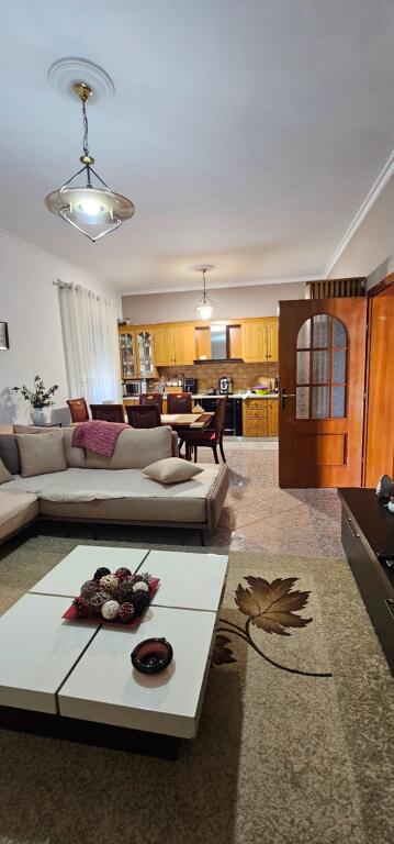 🏡 SHITET SHTËPI PRIVATE 2-KATËSHE – QENDER SHIJAK✔