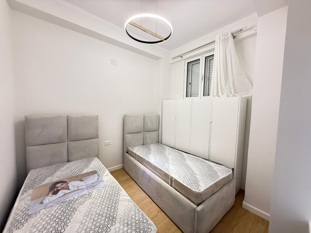 Apartament 2+1 per Qera tek Liqeni i Thate