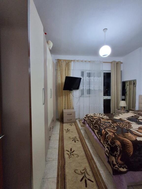Apartament 2+1, Don Bosko!