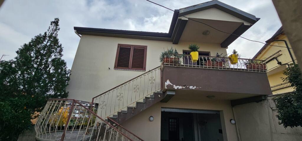 🏡 SHITET SHTËPI PRIVATE 2 KATESHE SHIJAK