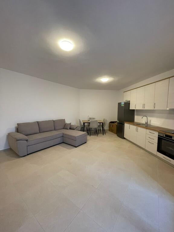 🏡 APARTAMENT ME QERA 2+1+2 ME PAK PAMJE DETI MBRAPA ZYRES GOLD KEY PLAZH DURRES