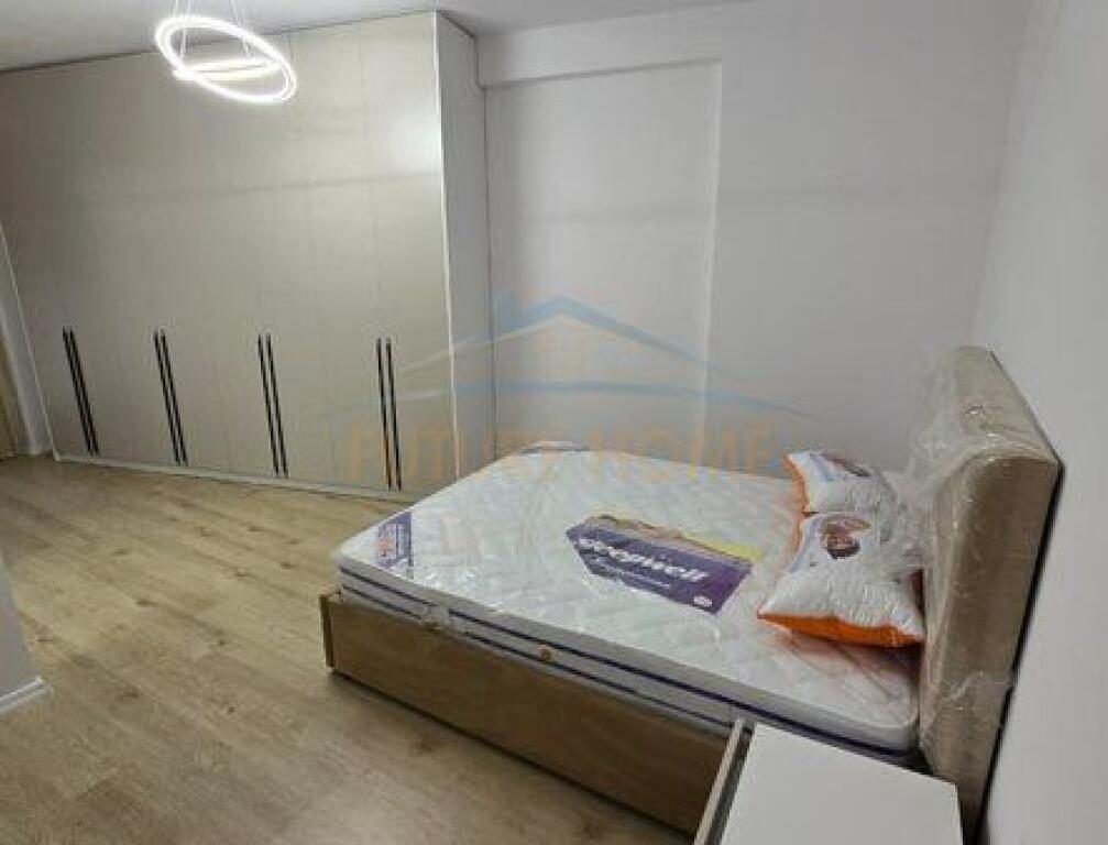 Qera, Apartament 3+1+Depo, Kika 3, Komuna e Parisit