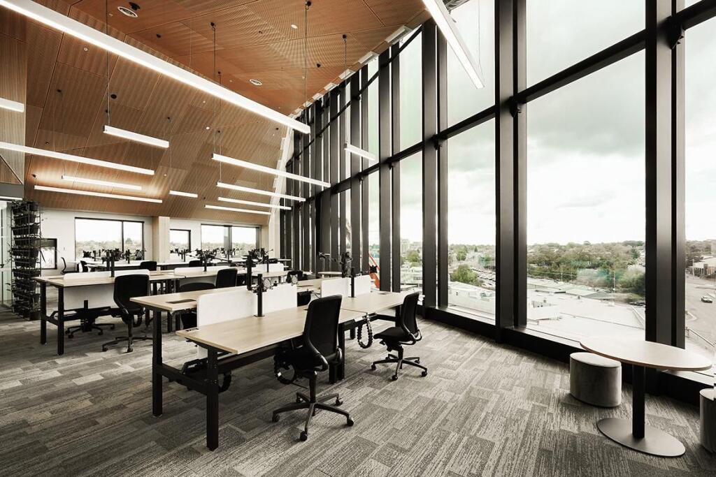 AMBIENT ME QERA 1605 M2 QENDER 24.075 EURO