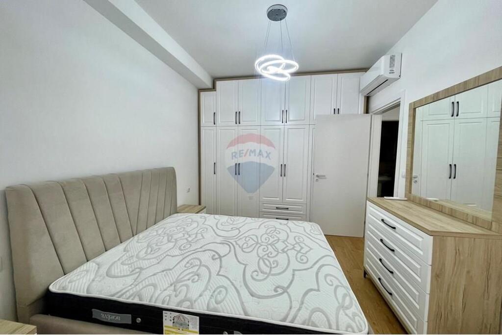 Apartament Per Qira 1+1 tek Zogu I Zi