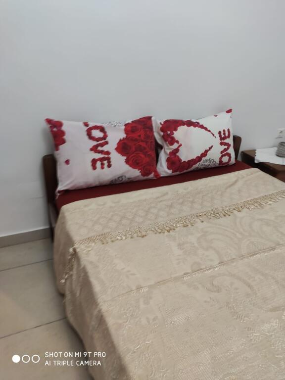 🏢Ne zonen e Komunes se Parisit,prane German Computers jepet me qera apartament 2+1,i mobiluar 60,000Leke