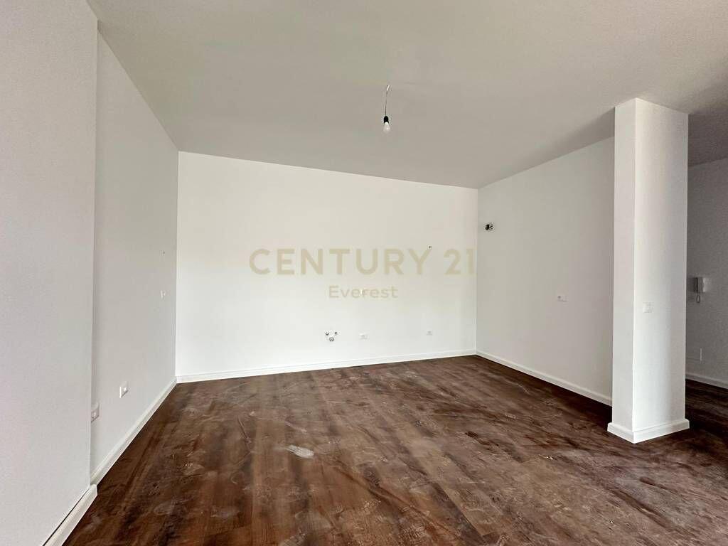 Yzberisht, Shesim apartament 2+1+2