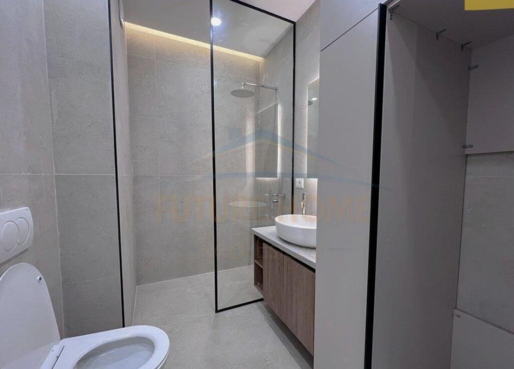 For sale, 2+1 apartment, 21 Dhjetori, Tirana.