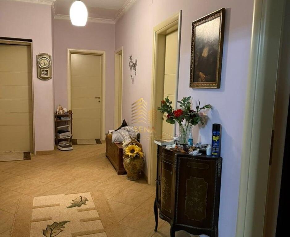 Rent, Private Entrance, 3+1+ Separate Kitchen+2WC+Balcony, Porcelain, 50,000 Leke