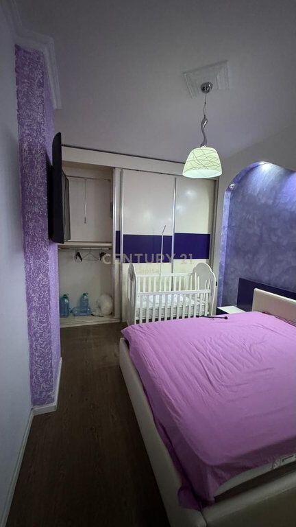 For Rent Apartment 2+1+2+Closed Garage at Fresku, Tirana