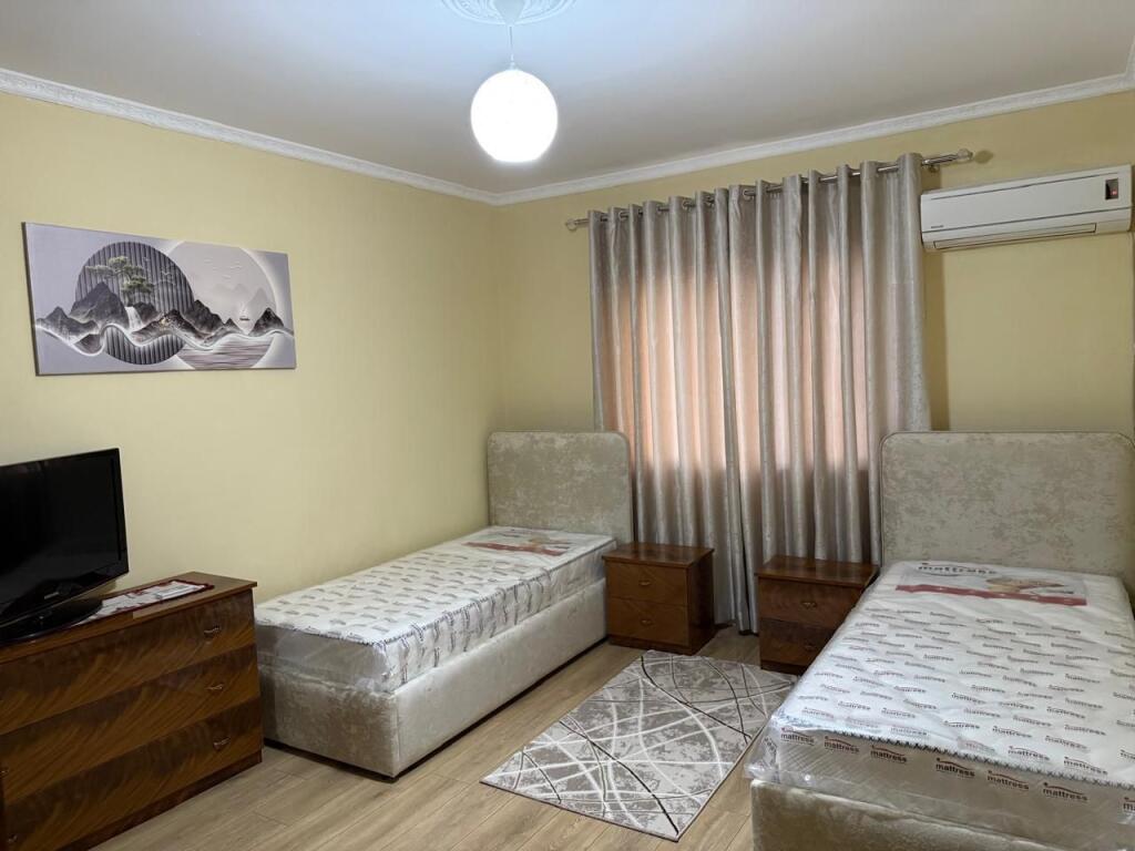 Apartament 2+1 me qera tek Ali Demi!

