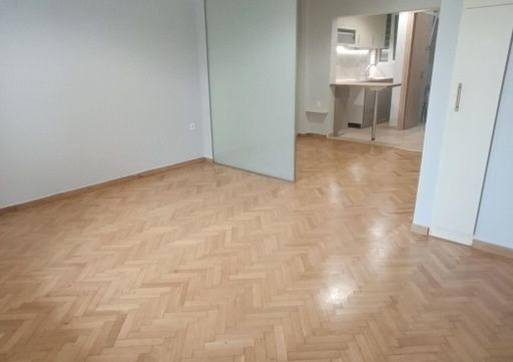 Zyre me Qera Tek Mine Peza (ID BZ2750) Tirane