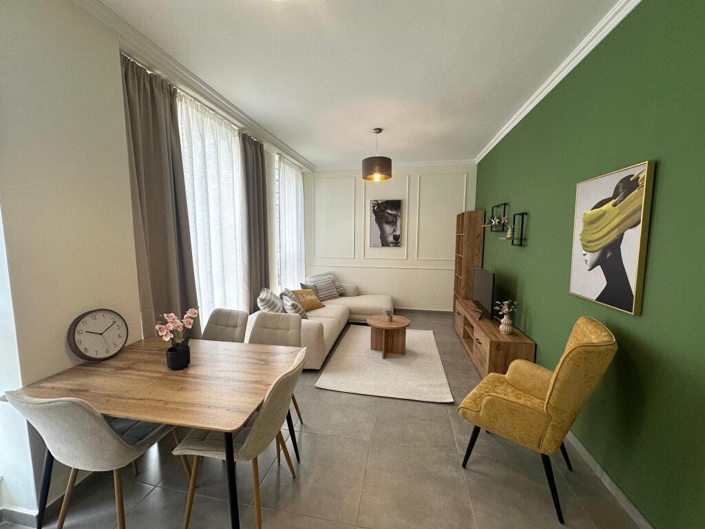 📢 Jepet me qira apartament 1+1 Me Parkim 📍 Rezidenca Avid – Rruga Jordan Misja💶 Çmimi: 65,000 lekë / muaj