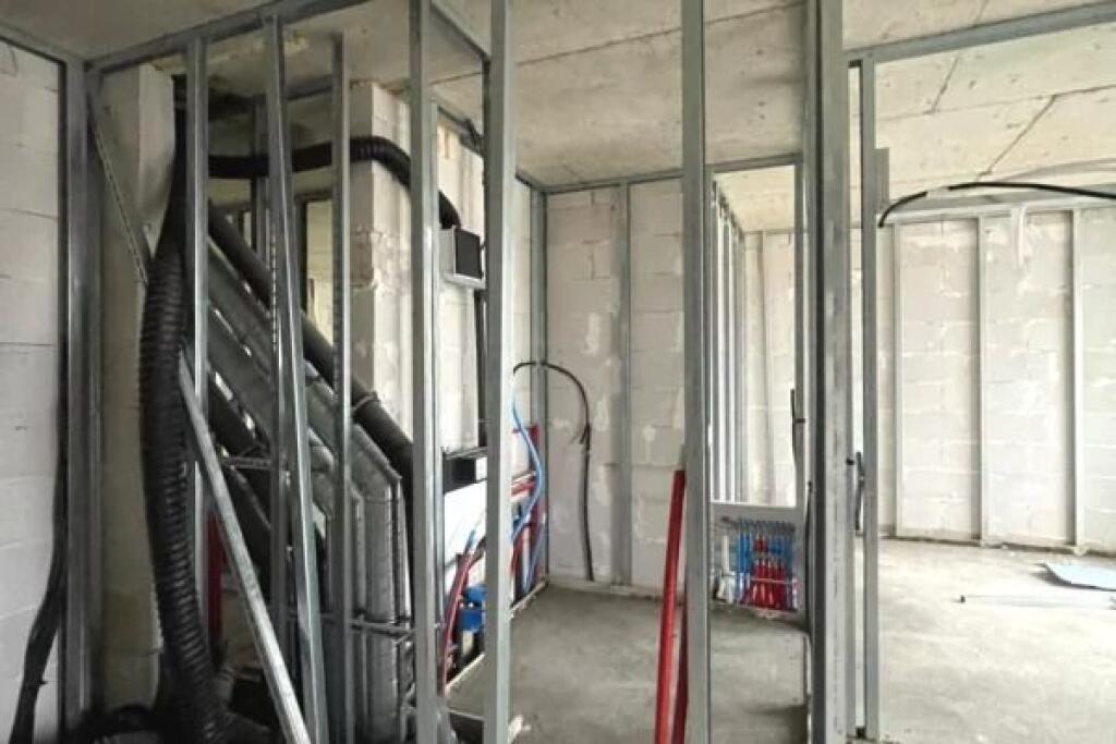 🌇Shitet Apartament 1+1 te TIRANA'S ROCK,✨ Sheshi Skenderbej✨