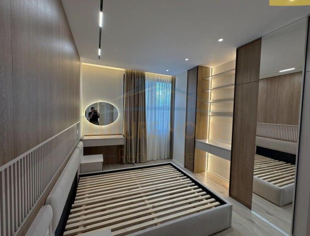 For sale, 2+1 apartment, 21 Dhjetori, Tirana.