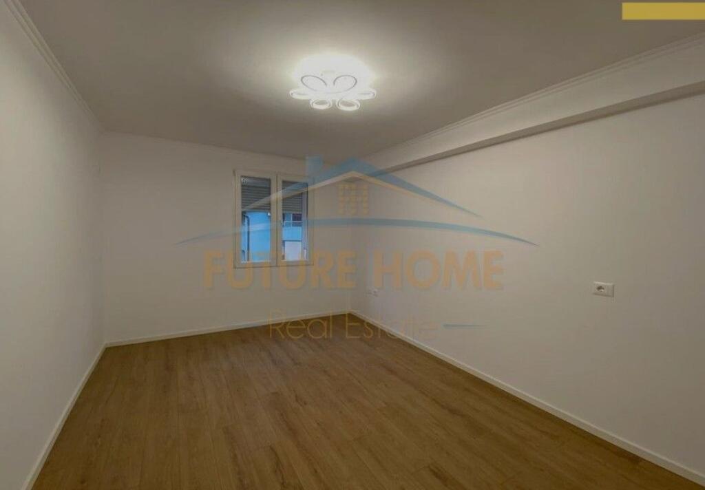 Shitet, Apartament 1+1, Myslym Shyr