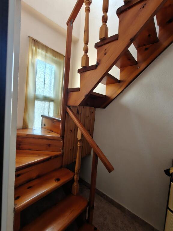 600 € / në muaj me parkim te perfshire