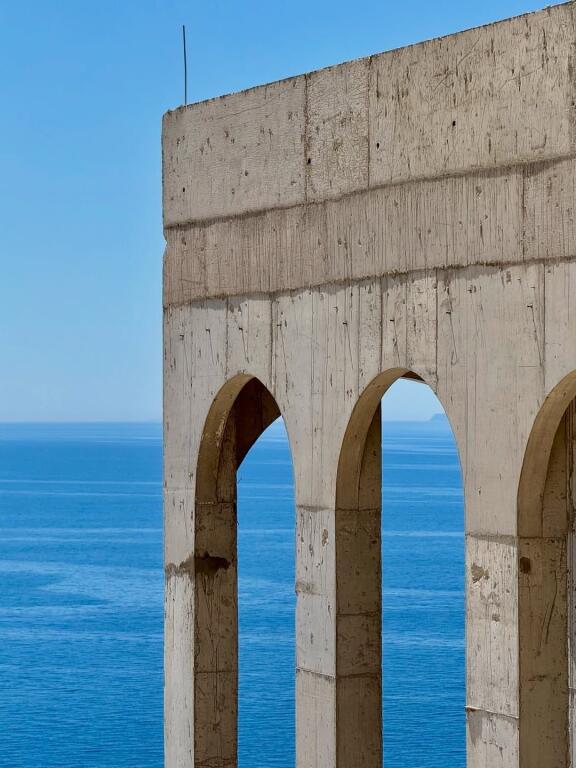 SHITET APARTAMENT 1+1 ME POST PARKIMI – FOLIE VILLAGE, JALË