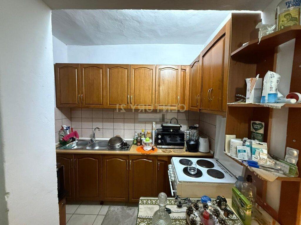 Shitet Apartament 1+1 te Mine Peza