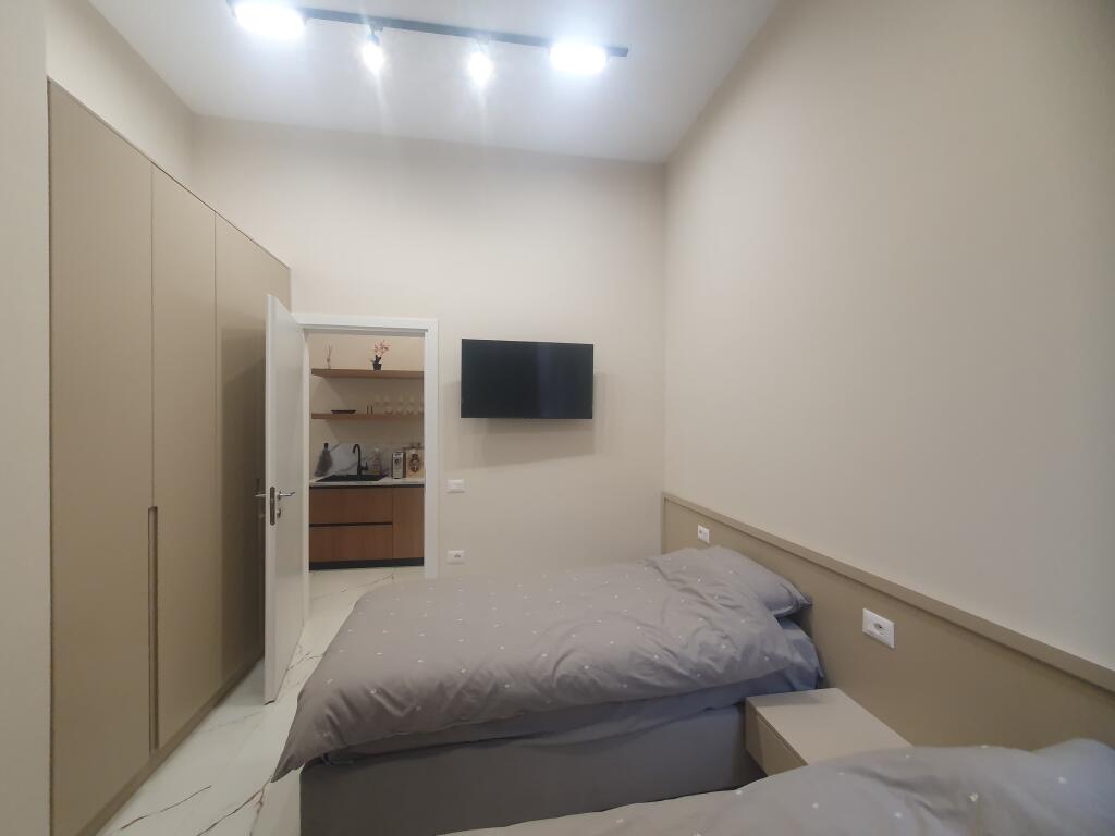 Apartament 2+1 me qira tek Donika Center
