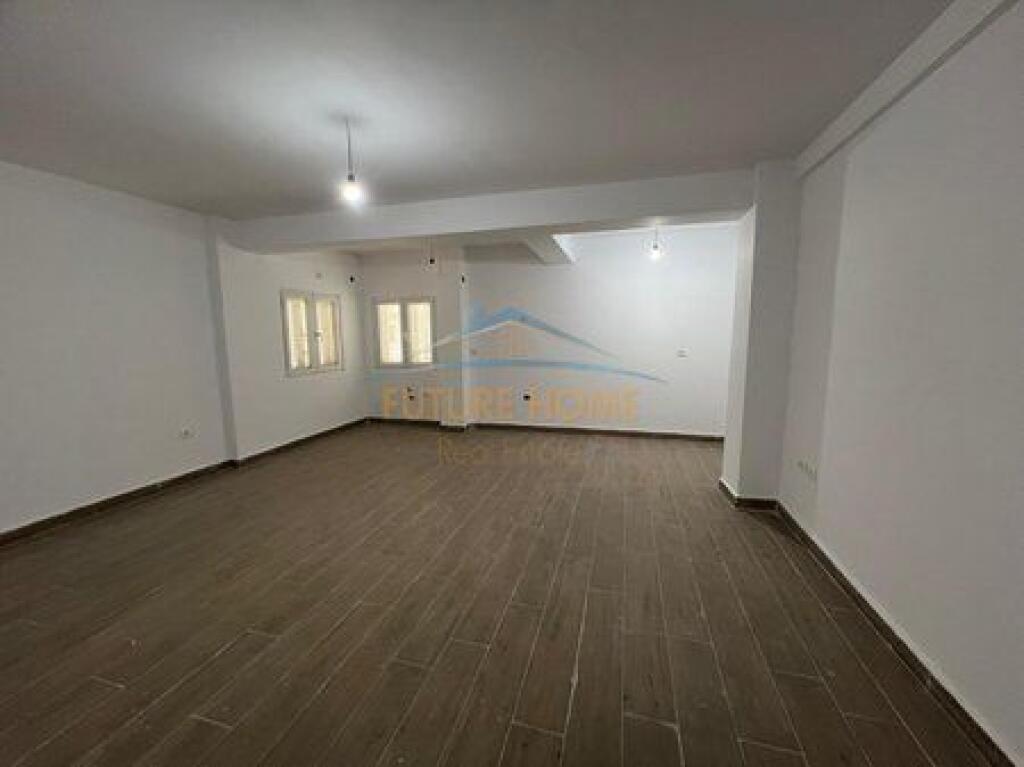 Shitje, Apartament 1+1, Selite