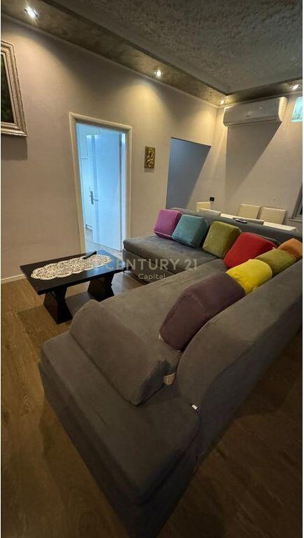 For Rent Apartment 2+1+2+Closed Garage at Fresku, Tirana