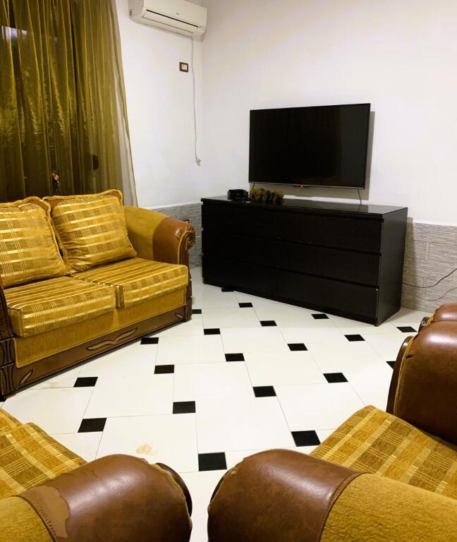 🏡 APARTAMENT ME QERA 1+1 – Rruga 5 maji 400€!!!!!