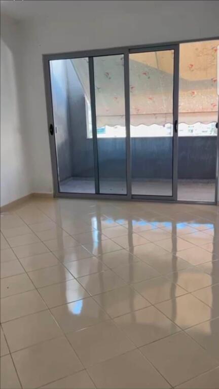 Astir, appartamento 2+1 vuoto in affitto